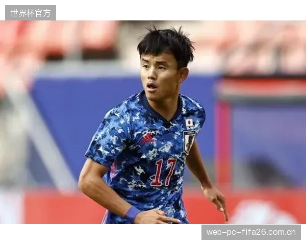 守田英正展现了稳定的进攻参与度，其在攻防两端的平衡性对日本队中场至关重要。
